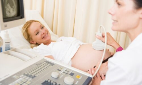 Может ли при замершей беременности тест показывать положительный результат?